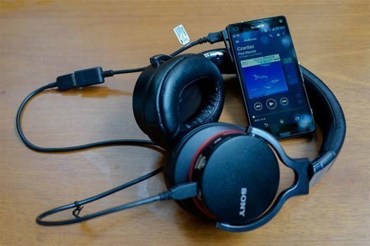 Tai nghe Sony MDR-1ADAC với dung lượng pin lớn